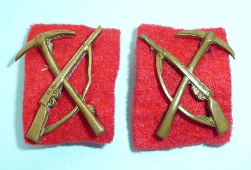 WW1 Brass Universal Pattern Pioneer Battalion Other Ranks Facing Pair of Collar Badges, various units