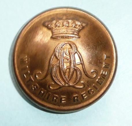 The Wiltshire Regiment  Large Gilt Button ( 62nd & 99th Foot)
