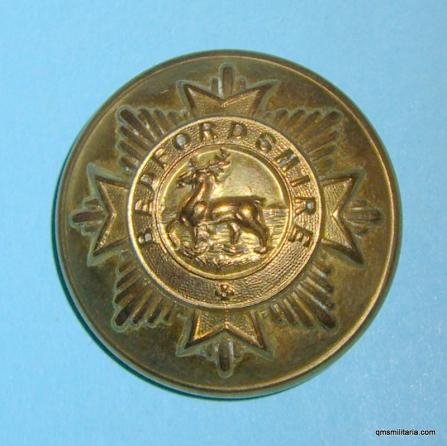 The Bedfordshire Regiment Large Officers Gilt Button ( 16th Foot)