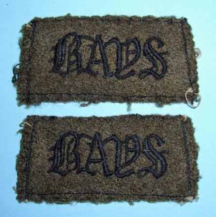WW2 Queen 's Bays ( 2nd Dragoon Guards ) Matched Pair of Khaki Slip-ons
