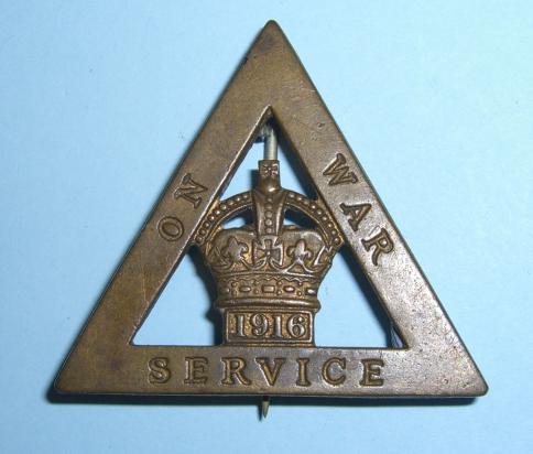 WW1  - 1916 Home Front On War Service Women's Brass Triangle Pin Badge