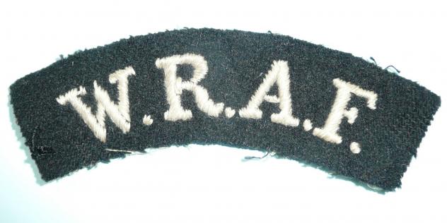 WW1 - WRAF ( Womens Royal Air Force ) 1918 First issue Embroidered Cloth Shoulder Title