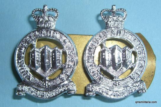 Northumberland Hussars Anodised Pair of Collars with Backing Plates, QEII issue