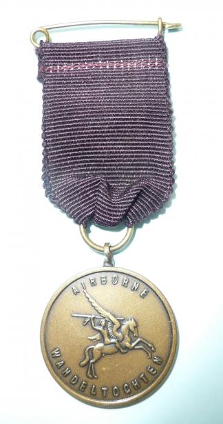 Airborne Wandeltochte Police Sports Association Renkum souvenir medal - Commemorating the Liberation of the Netherlands September 1944