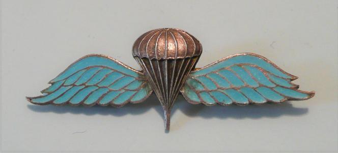 SAS Special Air Service Parachute Qualification Wings Enamel & Sterling Silver Sweetheart Pin Brooch