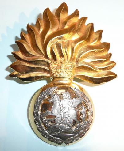 Fusilier Brigade / Royal Regiment of Fusiliers (RRF) Bandmaster/ Bandsman / Drummers Full Dress Large Grenade Badge