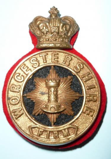 Worcestershire Regiment Two Piece Brass HPC / Glengarry Badge, 1884 - 1890