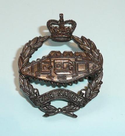 Royal Tank Regiment (RTR) Officers Right Facing OSD Collar Badge, QEII issue