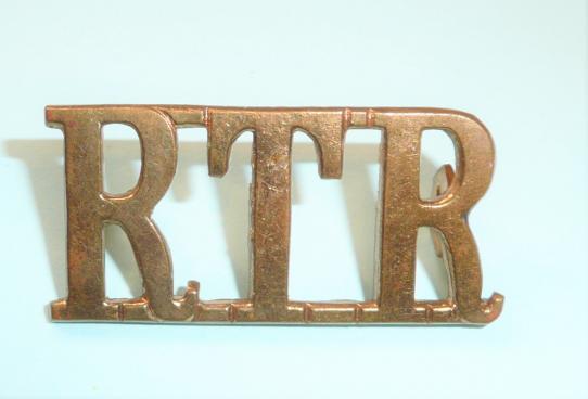 RTR Royal Tank Regiment Large Pattern Other Ranks Brass Shoulder Title