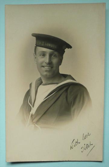 WW1 RNVR London Division Royal Naval Volunteer Reserve Original Portrait Postcard