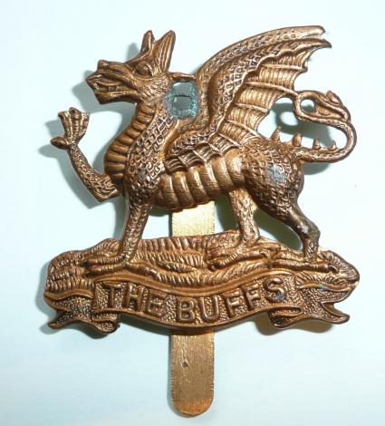The Buffs ( East Kent Regiment ) Brass Gilding Metal Cap Badge
