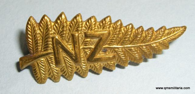 WW2 Pattern New Zealand Fern Leaf Temporary Staff ( Officers ) Brass Cap / Collar Badge