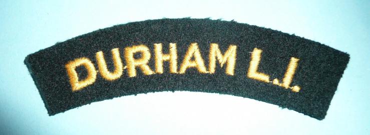 Durham Light Infantry (DLI) Embroidered Yellow / Gold on Rifle Green Felt Cloth Shoulder Title