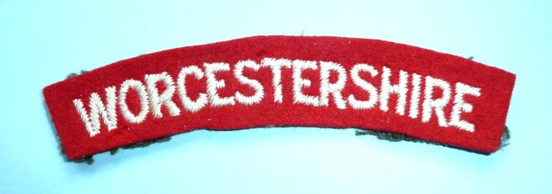 Worcestershire Regiment Embroidered White on Red Cloth Felt Shoulder Title