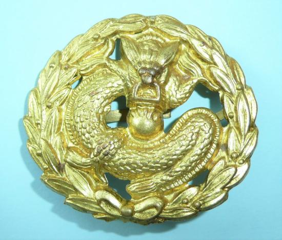WW1 Chinese Labour Corps (CLC) Gilt Brass Cap Badge