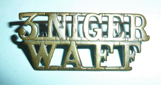 Rare Victorian 3 NIGER / WAFF (West African Field Force) One Piece Brass Shoulder Title