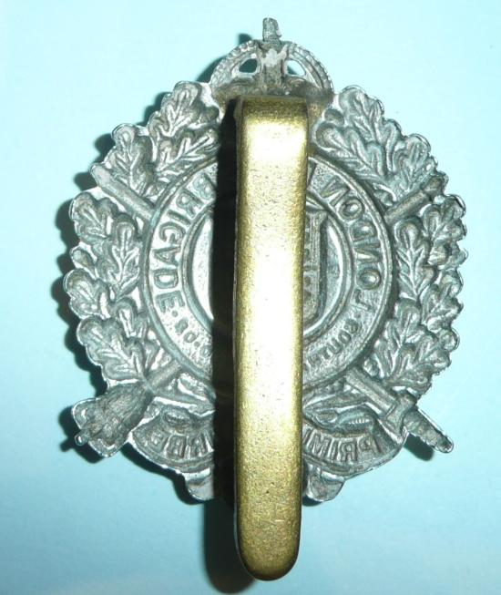 WW1 5th City of London Battalion ( The London Rifle Brigade ) White Metal Cap Badge - non voided centre