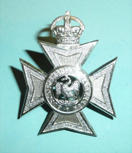 Buckinghamshire Battalion Officers Frosted Silver Cap Badge, King's Crown