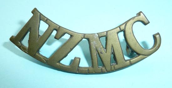 NZMC New Zealand Medical Corps Brass Shoulder Title - Gaunt