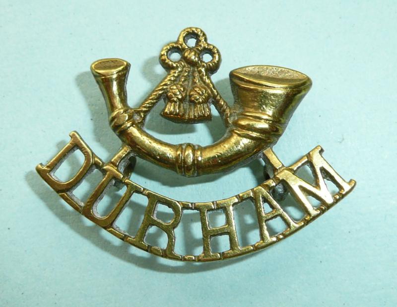 Scarce Pre WW1 Durham Light Infantry ( DLI ) Cast Brass Shoulder Title