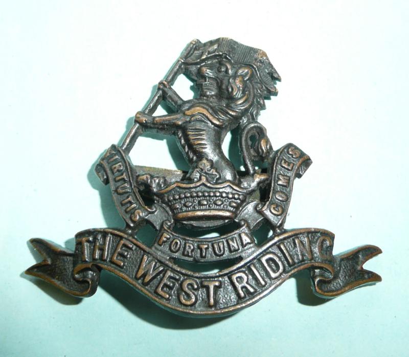 The Duke of Wellingtons (West Riding) Regiment Officers OSD Bronze Cap Badge - Blades
