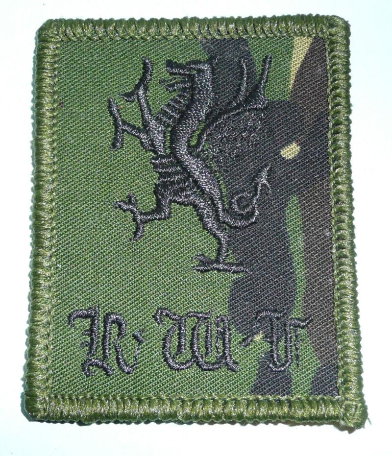 Royal Welch Fusiliers (RWF) Embroidered Regimental Cloth Arm Badge Sleeve Patch Bosnia