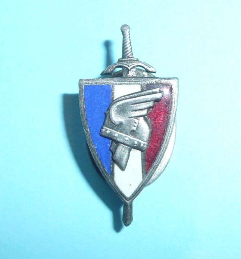 WW2 France: Vichy Legion Francaise des Combattants lapel badge
