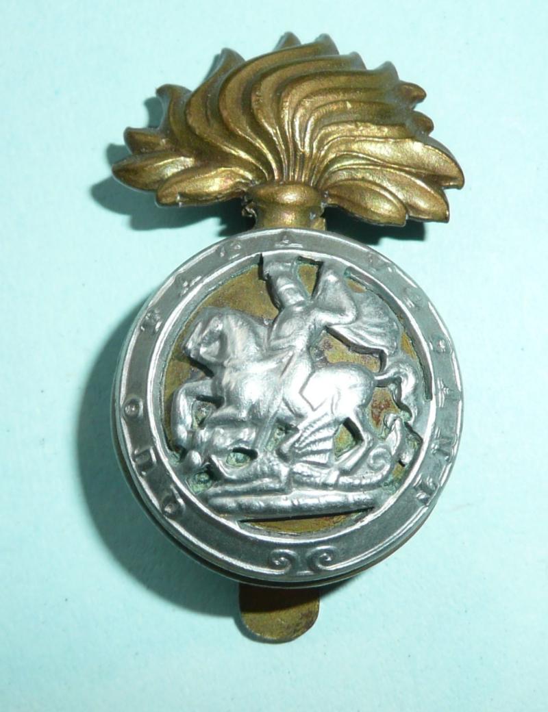 WW2 vintage Royal Northumberland Fusiliers ( RNF ) Other Ranks Bi-metal Cap Badge