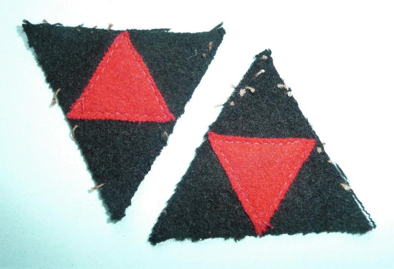 WW2 3rd Infantry Division Matched Pair of Felt Cloth Formation Signs