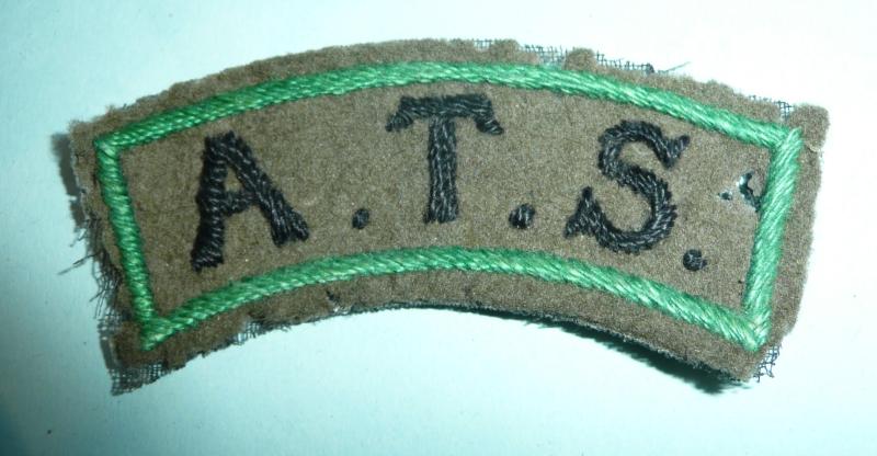 WW2 Womens ATS Auxiliary Territorial Service Private Purchase Embroidered Cloth Shoulder Title,