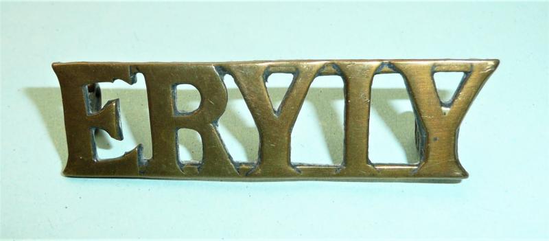 ERYIY The East Riding of Yorkshire Imperial Yeomanry ( Lancers ) Brass Metal Shoulder Title