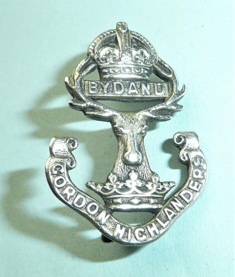 Scottish Gordon Highlanders White Metal Sporran Purse Badge, king's crown issue