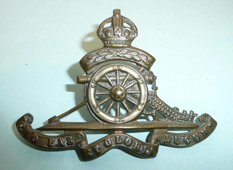 Royal Artillery ( RA ) Territorial Force Other Ranks Cap Badge, 12 Laurel Leaves - Edwardian Issue