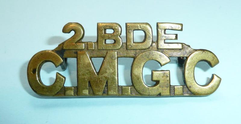 Canada - Canadian 2nd Brigade / Machine Gun Company (CMGC) Brass Shoulder Title