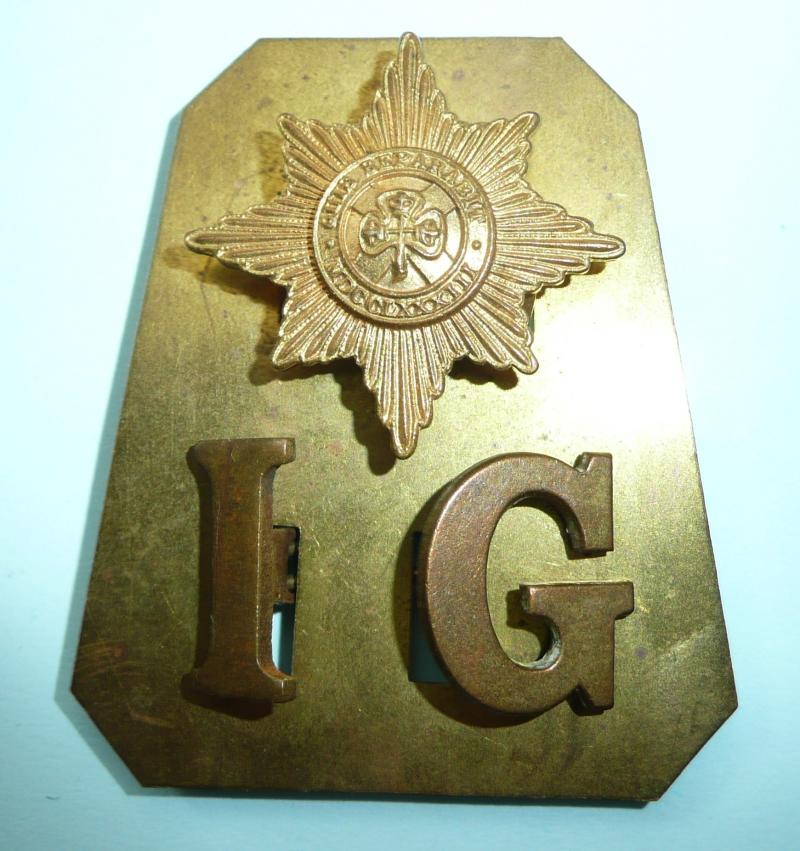 The Irish Guards Other Ranks 3 Piece Shoulder Title on Brass Backing Plate