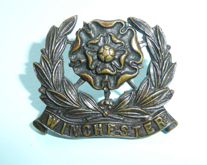 Winchester College (Hampshire) Officer Training Corps OTC (Junior Division) Bronzed Cap Badge