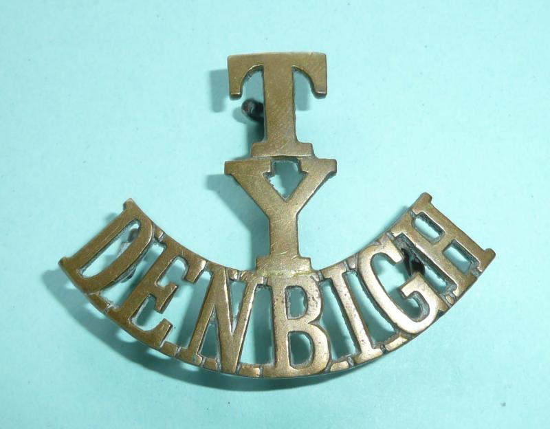 T / Y / Denbigh (Denbighshire) Yeomanry Hussars One Piece Brass Shoulder Title