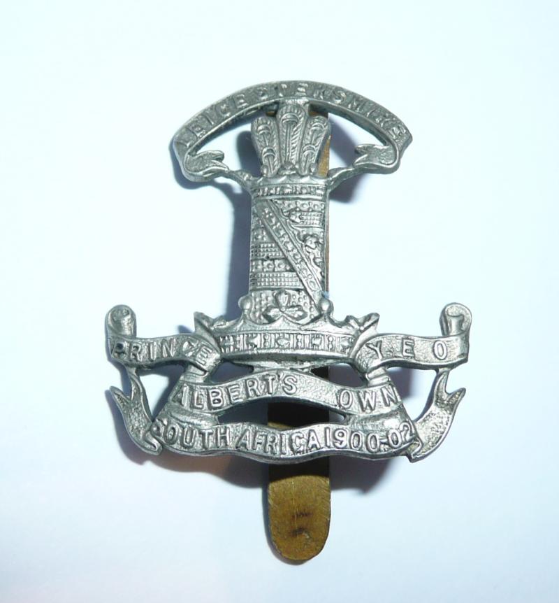 WW2 Leicestershire Yeomanry (Prince Albert's Own) (LYPAO) White Metal Beret Cap Badge