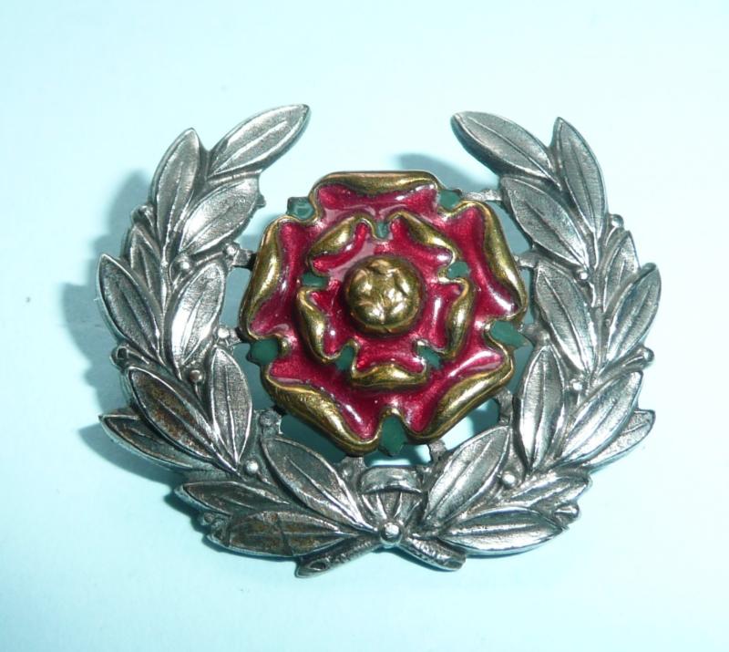 3rd Hampshire Hants Militia Officer's Enamel, Gilt and Silver Plated Collar Badge