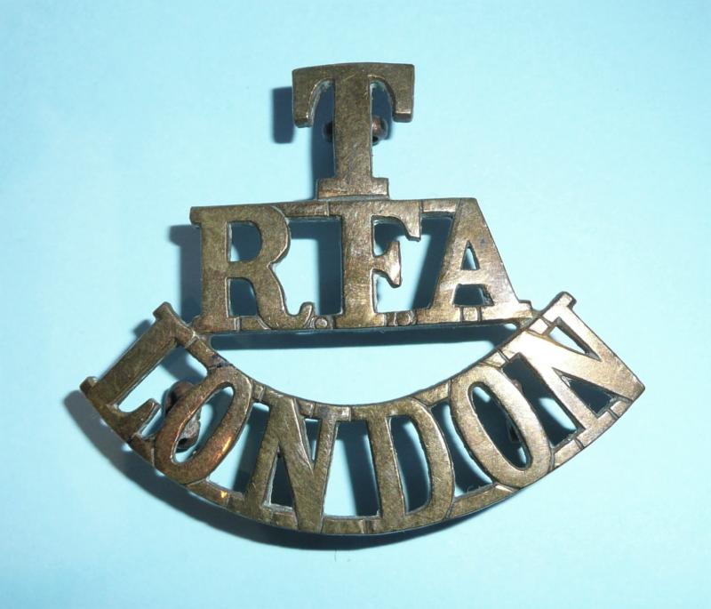 T/ RFA / London One Piece Brass Shoulder Title
