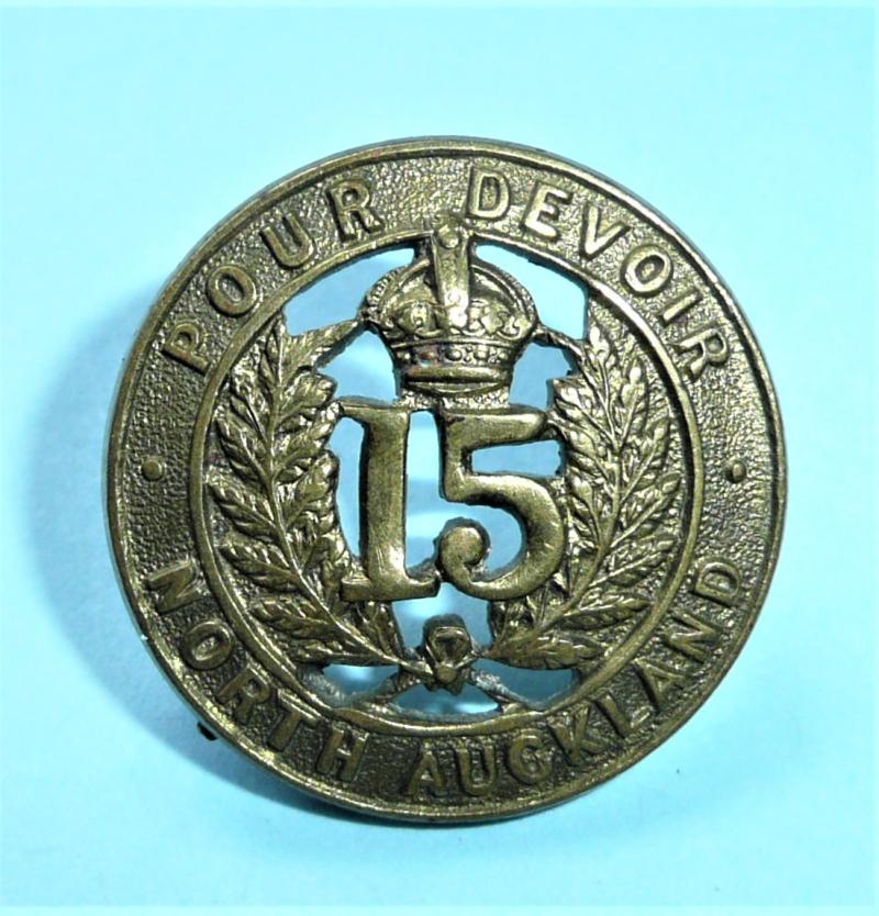 WW1 New Zealand - 15th (North Auckland) Infantry Regiment Collar Badge - Gaunt Tablet
