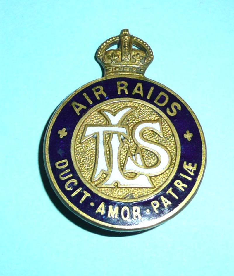 WW1 - London Telephone Service LTS Air Raids Gilt and Enamel pin badge