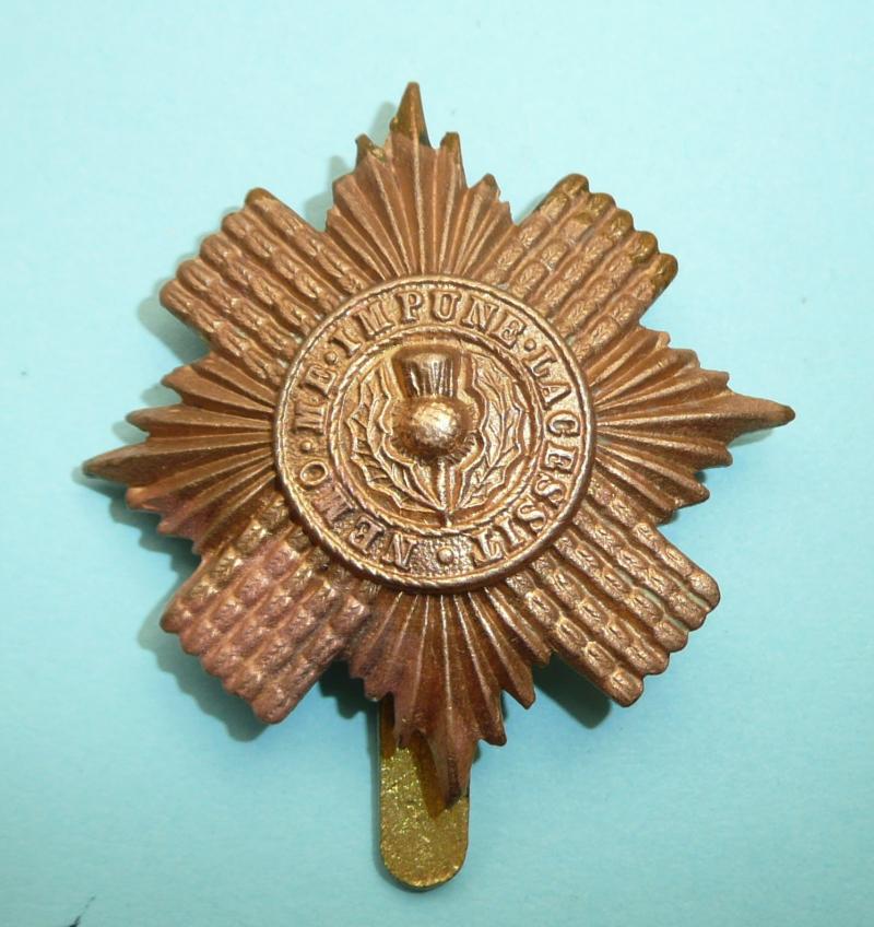 WW1 Scots Guards Other Ranks Brass Gilding Metal Cap Badge - Slider