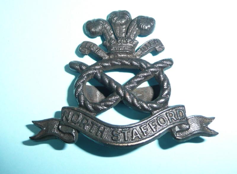 The Prince of Wales's North Staffordshire Regiment Officer's OSD Bronze Cap Badge - Blades