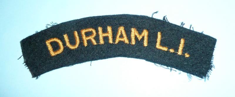 Durham Light Infantry (DLI) Embroidered Yellow / Gold on Dark Rifle Green Felt Cloth Shoulder Title