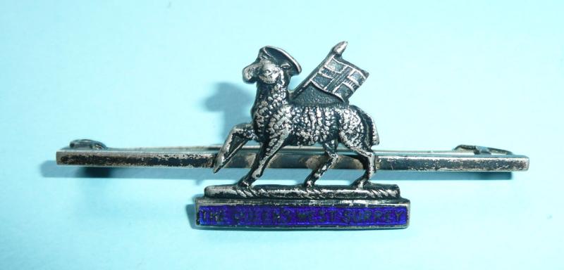 The Queen's (West Surrey) Regiment Sweetheart Broach Pin Badge