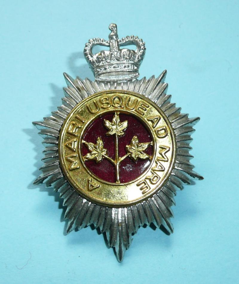Canada - Canadian Guards Officer's Gilt, Enamel and Silver Plate Cap Badge, QEII issue
