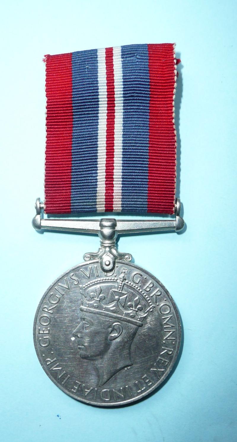 WW2 Great Britain Full Size Issue Original War Medal, 1939 - 1945