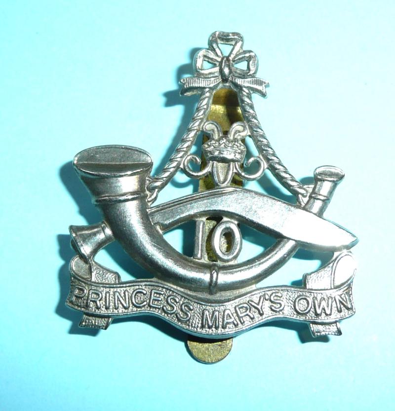 10th Princess Mary's Own Gurkha Rifles White Metal Kilmarnock & Felt Hat  Cap Badge