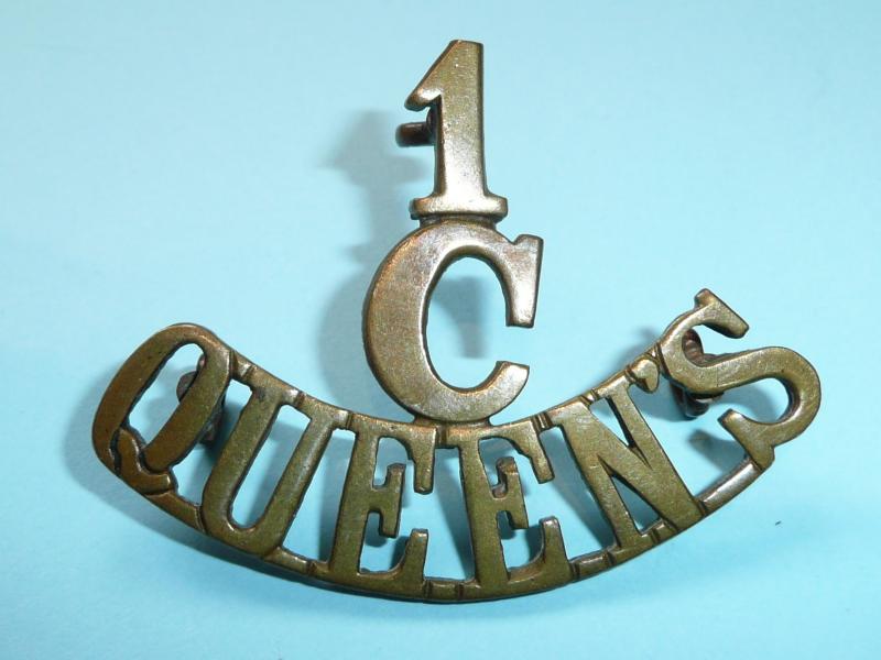 1 / C / Queen's (1st CADET Battalion West Surrey Regiment) One Piece Brass Shoulder Title